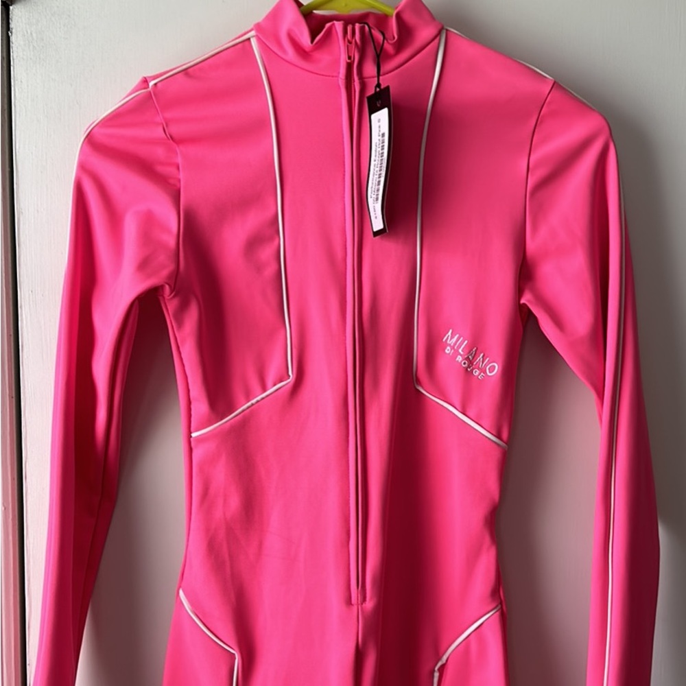 Milano long sleeve romper - new with tags! Size small